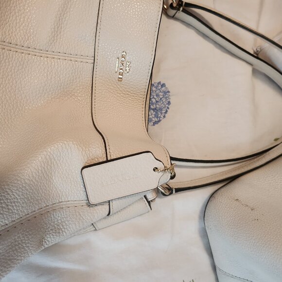 Coach leather handbag like new - Picture 5 of 6